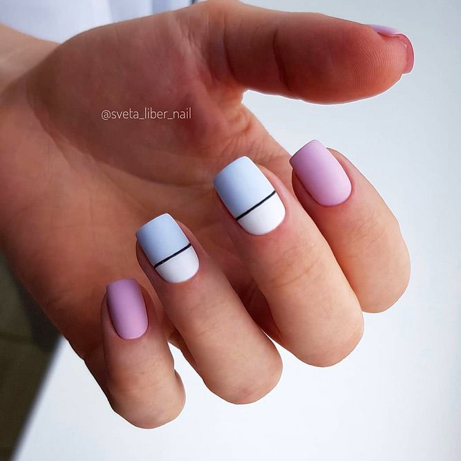 Minimalistic Horizontal Stripes For Matte Manicure