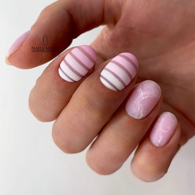 Minimalistic Horizontal Stripes For Nude Nails