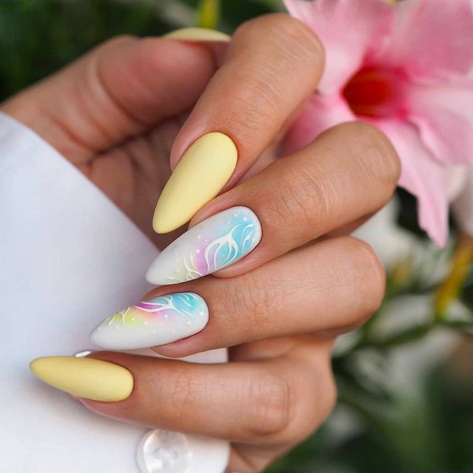 Pastel Nails With Flowers
