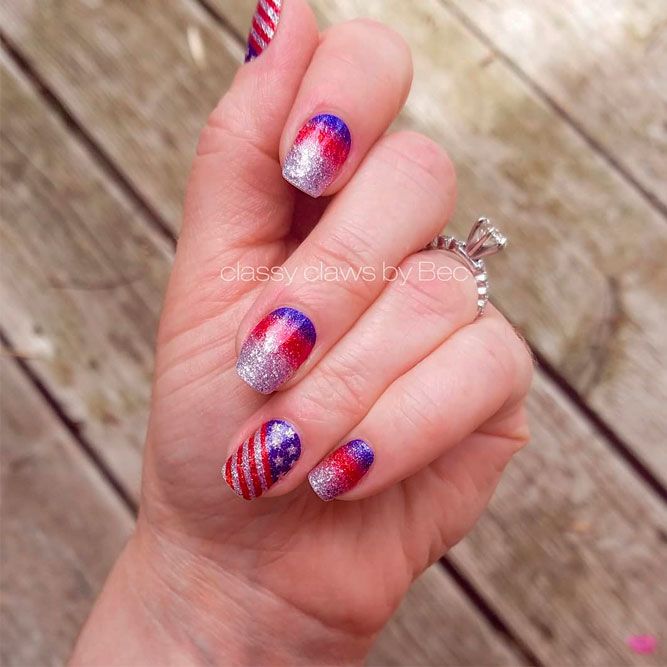 Total Glitter Cool Nail Designs