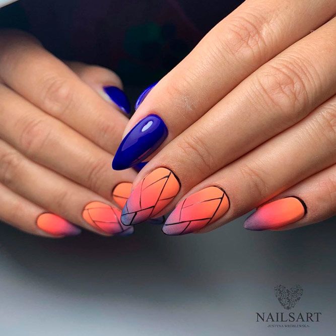Geometric Gradient Nails with Royal Blue