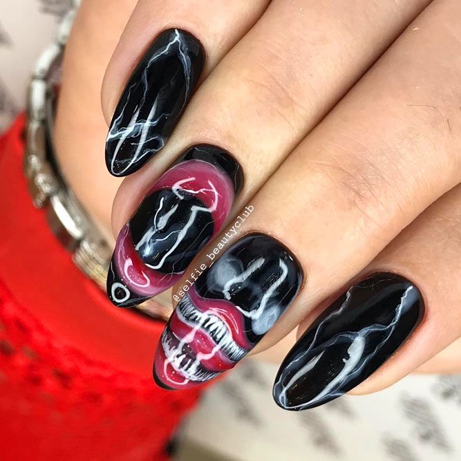 50 Scary Halloween Nails Designs