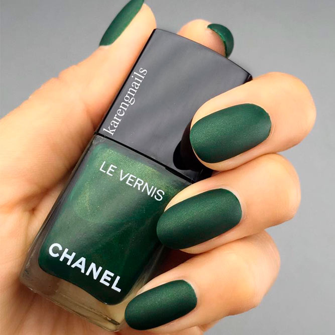 Emerald Green Adds A Dose Of Elegance To Your Look picture 2