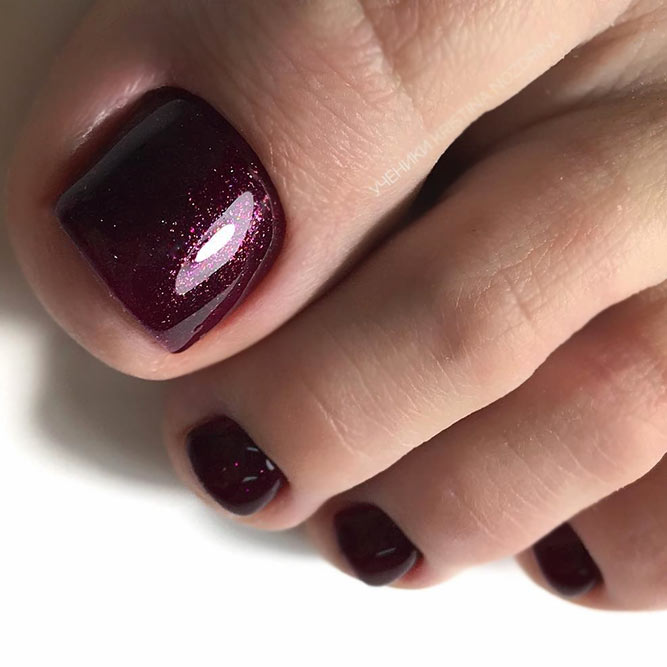 Noble Wine Color For Your Toes