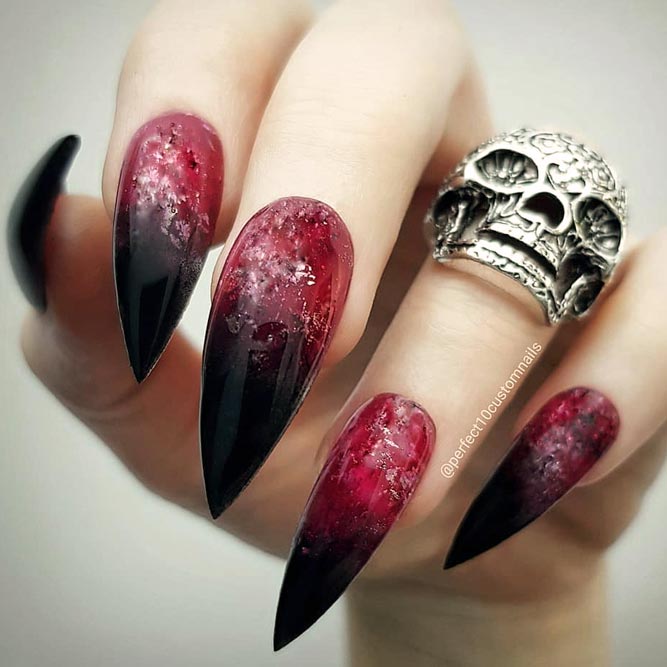 Red And Black Ombre Nails For Sexy Looks #rednails #ombrenails