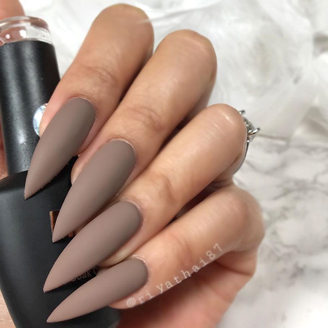 long-nails-ideas-matte-nude.jpg