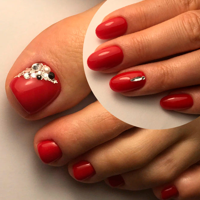 Red Nails With Rhinestones #rednails #rhinestonesnails