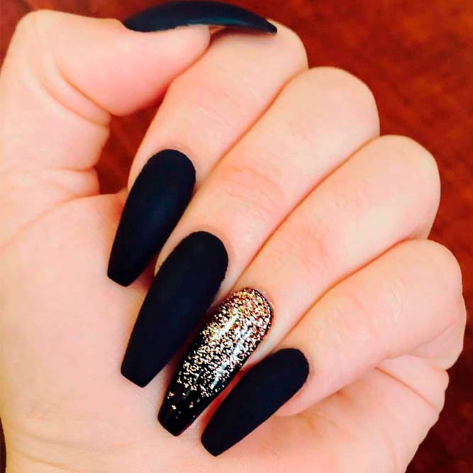 27 Fancy Ways To Rock Matte Black Nails