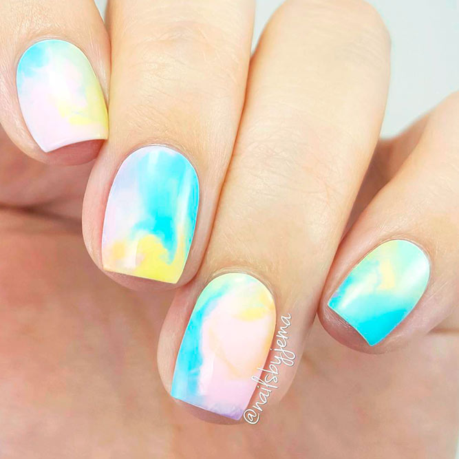 Soft Ombre Aqua Nails picture 3