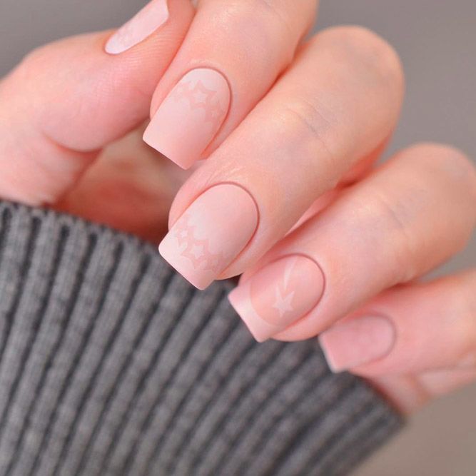 Stars Nails With Aeropuffing Art