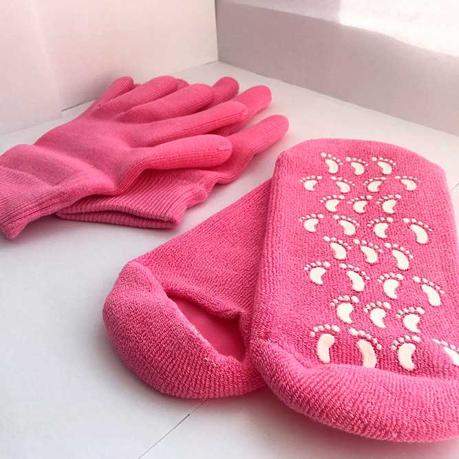 Gel Moisturizing Gloves And Socks