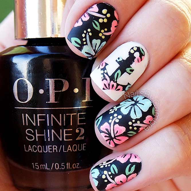 Flowers Mood Nails Design
