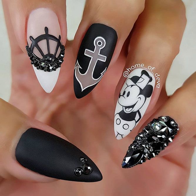 Black And White Anchor Nails