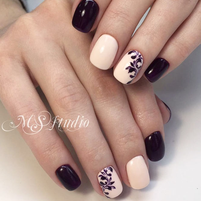 Combination Of Nude And Dark Purple Shade With Damask Pattern #purplenails #shortnails #squoval