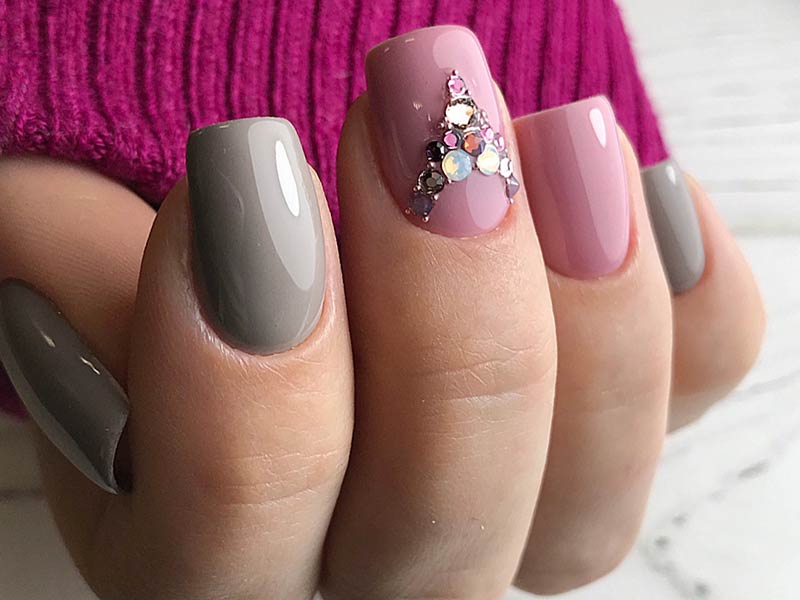 Taupe Color Nails To Fall In Love With | NailDesignsJournal.com