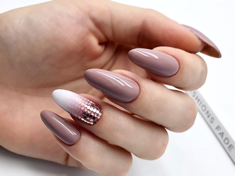 Shellac Nails: All You Need To Know To Wanna Try Them Out
