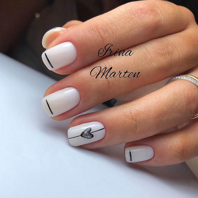 Horizontal Stripes For Exquisite Mani