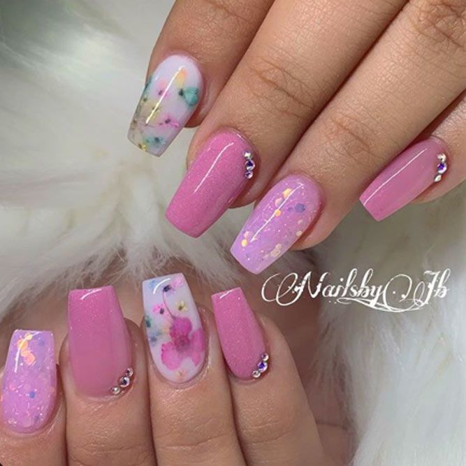 Glossy Dry Flower Mani