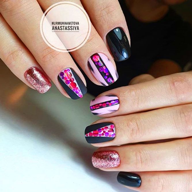 Glitter Triangles Accent On Nails