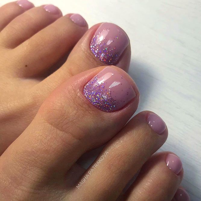 Glitter Ombre Toe Nails