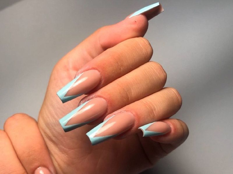 White and Gold Coffin Nails - wide 11