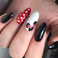 Mickey Mouse Nails Ideas To Inspire You | NailDesignsJournal.com