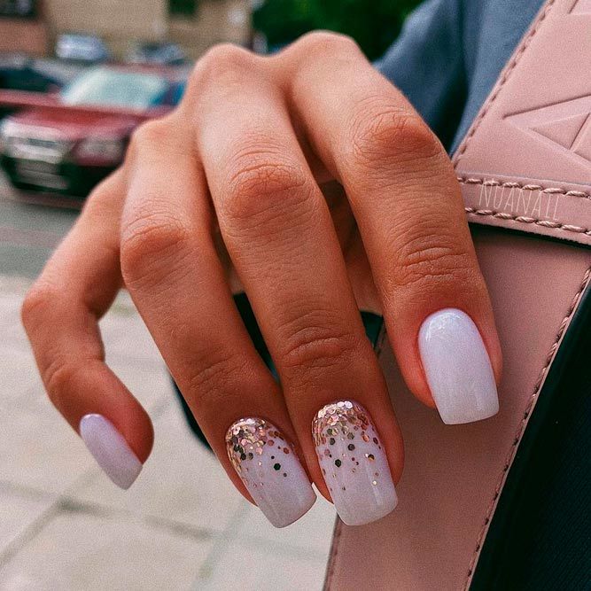 Season Glitter Ombre Nails