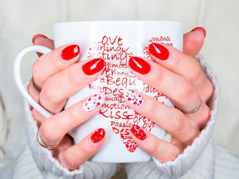 Easy Tutorials Of Hot Valentines Nails Designs