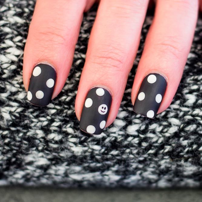 Hot Black Nails With Polka Dots