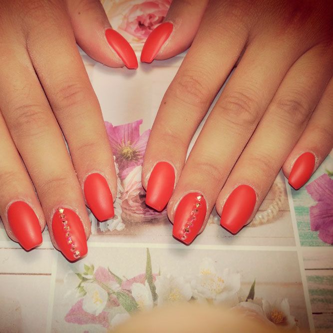 Matte Red Short Coffin Nails