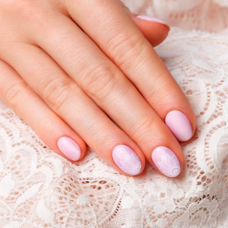 Fresh Graduation Nails Ideas To Try | NailDesignsJournal.com