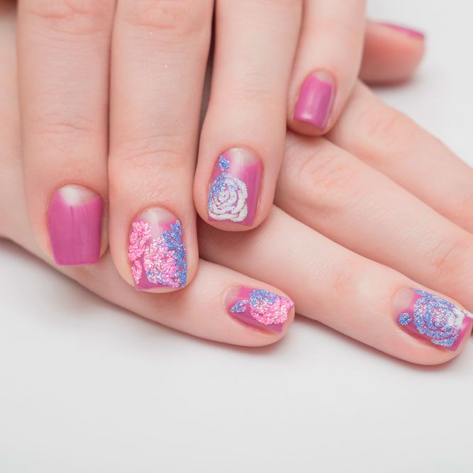 Light Mauve Nails with Roses Pattern