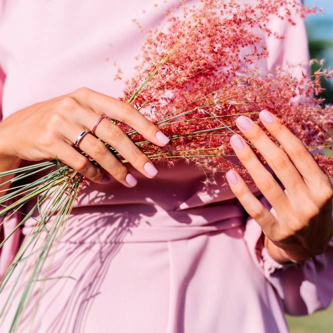 Nail Colors for Pastel Prom Dresses