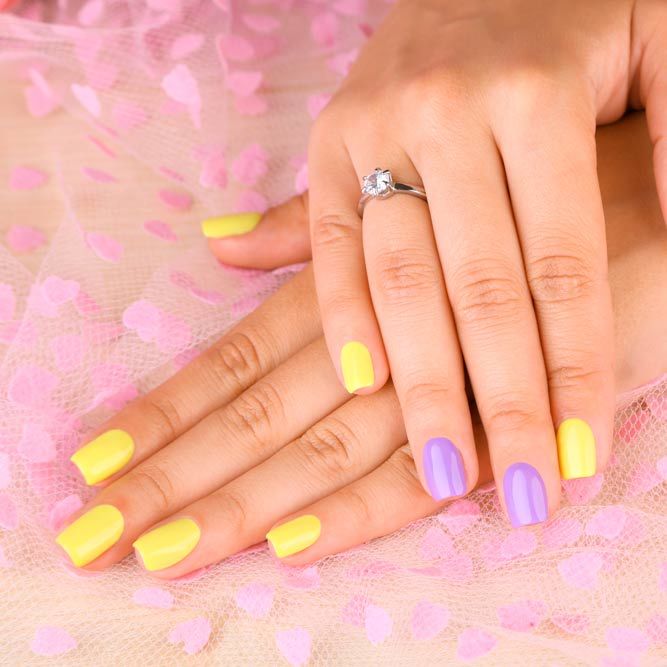Yellow and Lavender Mix Color for Nails