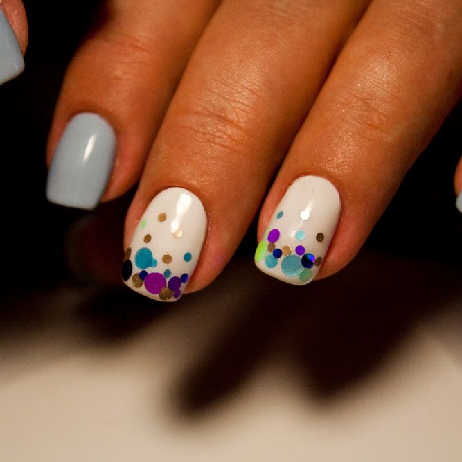 Festival Dotted Nails