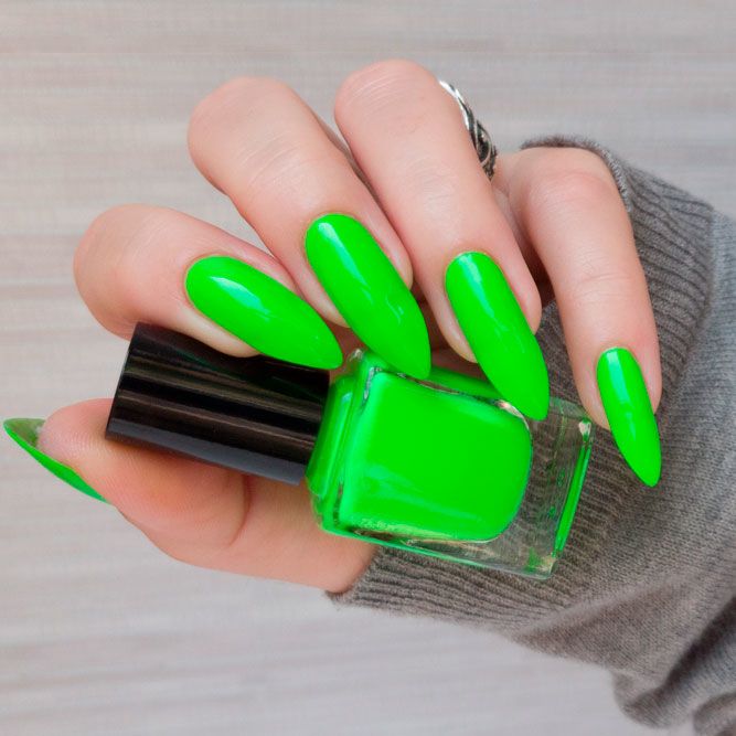 Summer Neon Green Nails