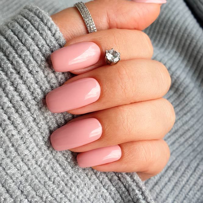 Feminine Nude Pink Nails