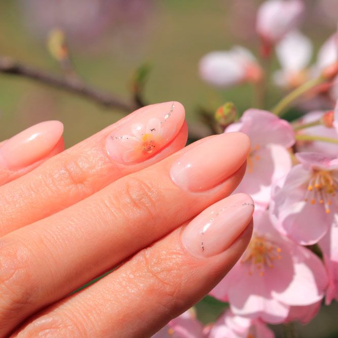 Nude Nails With Sweet Flowers