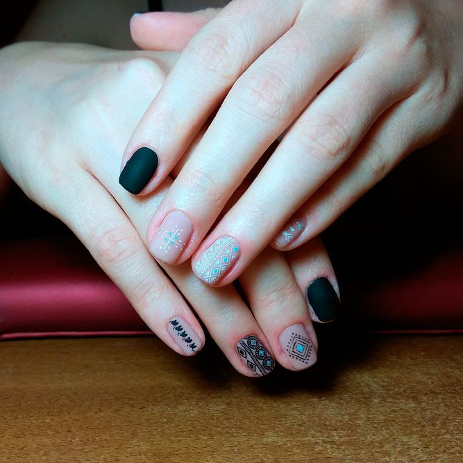Black and Nude Nail Design Ideas