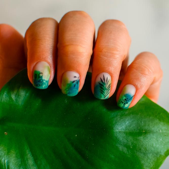 Summer Tropical Leaves Nails Designs
