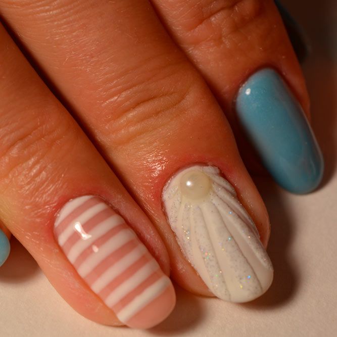 Beautiful Rhinestone Mermaid Nails