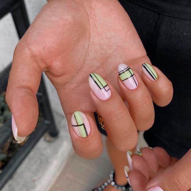 Geometric Designs For Short Nails
