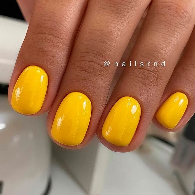 Yellow Short Acrylic Nails