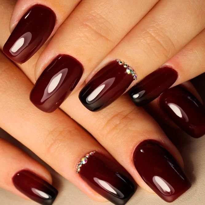 https://naildesignsjournal.com/wp-content/uploads/2021/07/burgundy-nails-designs-black-ombre.jpg?utm_source=chatgpt.com