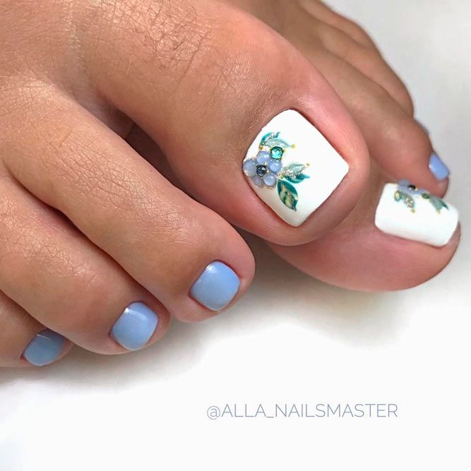 Flower Toe Nail Designs