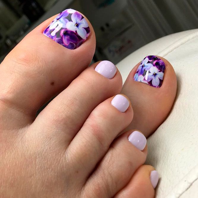 Cute Flower Toe Nail Designs