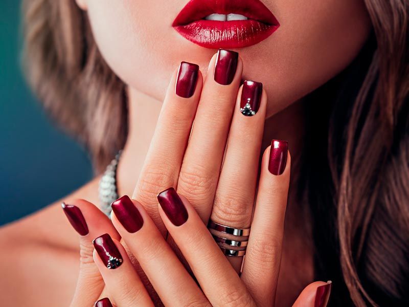 Shi-Nail - Let maroon colour compliments your elegance and sophistication. # manicure #nails | Facebook