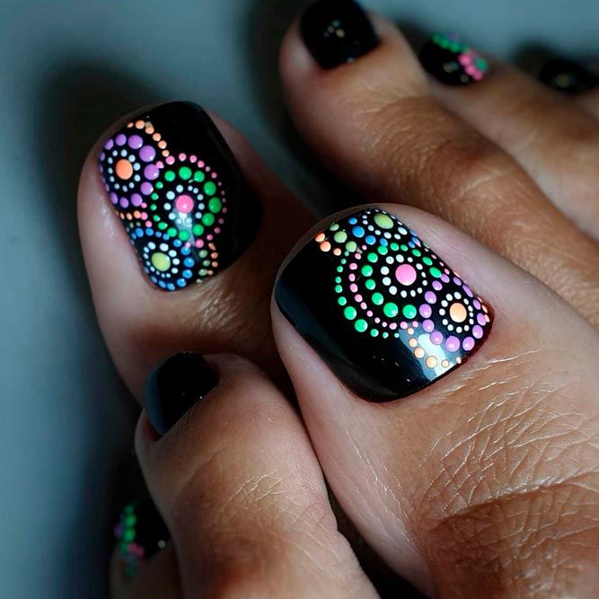Tribal or Mandala Toe Nails