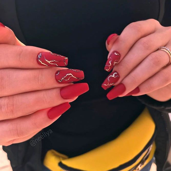 Short Red Matte Coffin Nails