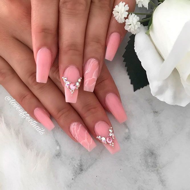 Beige Coffin Nails With A Marble Effect